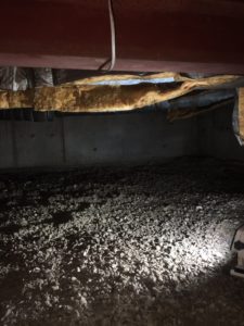 Crawl space before encapsulation