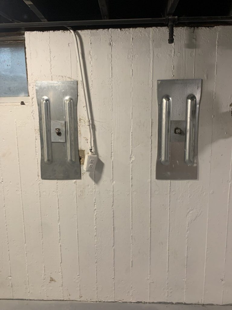 Wall plate anchors