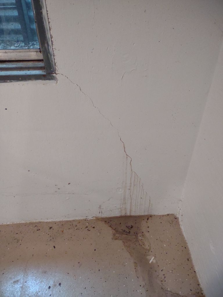 crack leaking water