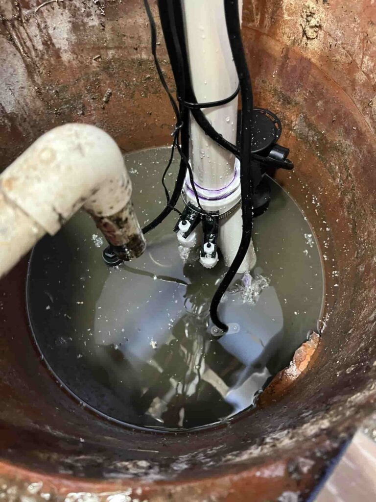 sump pump with water